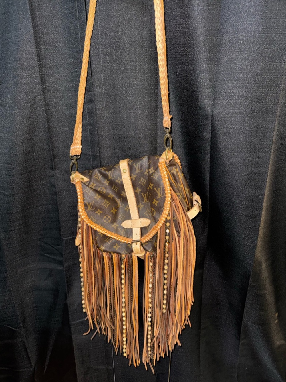 Louis Vuitton Brown Monogram Fringe Crossbody Bag with Tan Trim - Picture 4 of 6